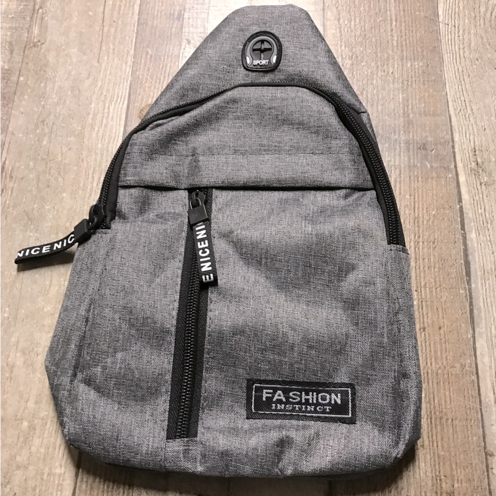 Fashion Instinct Unisex one shoulder small water resistant bag